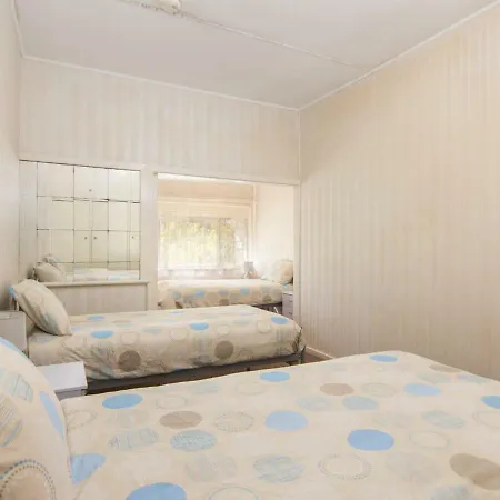 11 Peel Street Villa Tuncurry Exterior photo